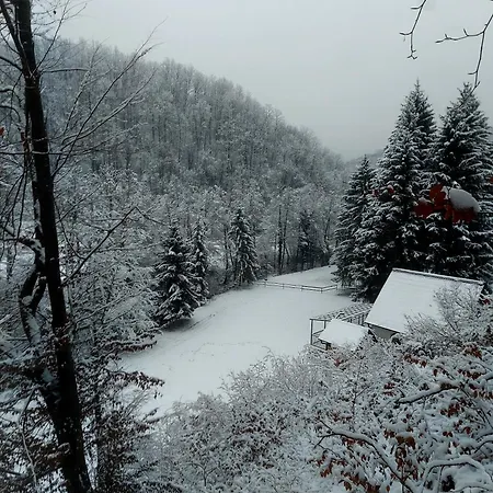 Vikendica Tuzla, Dolina Mira